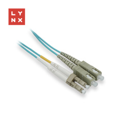 LYNX duplexní patch kabel MM, OM3, LC/SC, 50/125µm, 0,5m