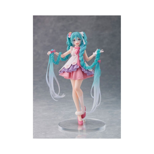 Figurka Taito Prize Hatsune Miku - Wonderland Rapunzel 18 cm         