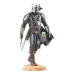 Soška Gentle Giants Star Wars The Mandalorian - The Mandalorian with The Child 25 cm (Premier kolekc