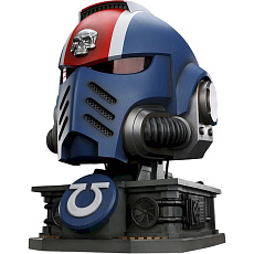 Soška Warhammer 40,000: Space Marine 2 Replica Ultramarines Lieutenant Titus helmet Soška Warhammer 40,000: Space Marine 2 Replica Ultramarines Lieutenant Titus helmet