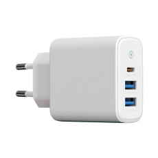 WG - Síťová nabíječka 3x USB, 1x USB-A QC 3.0 + 1x USB-A QC 3.0 + 1x USB-C PD 3.0, bílá WG - Síťová nabíječka 3x USB, 1x USB-A QC 3.0 + 1x USB-A QC 3.0 + 1x USB-C PD 3.0, bílá